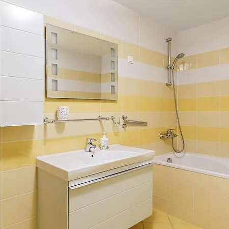 公寓 Sea View On 19th Floor *