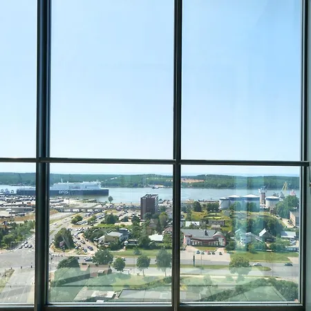 Sea View On 19th Floor *